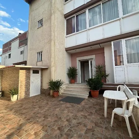 Vangelis Apartamento *